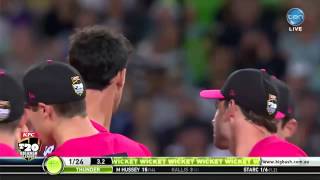 Mitchell Starc destroys stump cam chats post Sydney Smash [upl. by Thun]