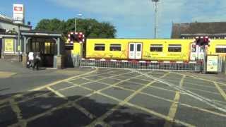 Birkdale Level Crossing [upl. by Nycila129]