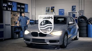 PHILIPS TUTO  Comment remplacer les ampoules de phares de votre BMW Série 1 [upl. by Imoan]